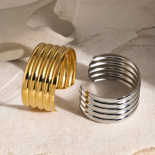 The Sandra Ribbed Cuff