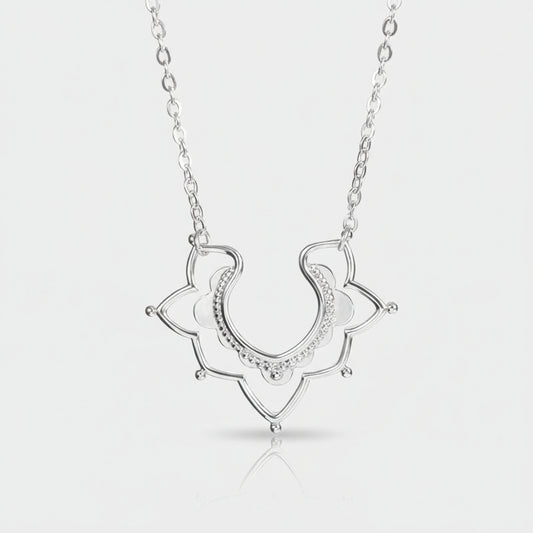 Simplistic Floral Necklace