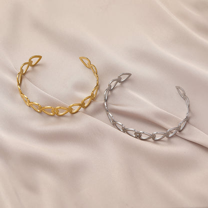 Hollow Heart Bracelet