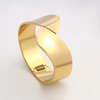 The Orion Bangle