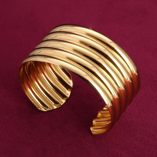 The Sandra Ribbed Cuff